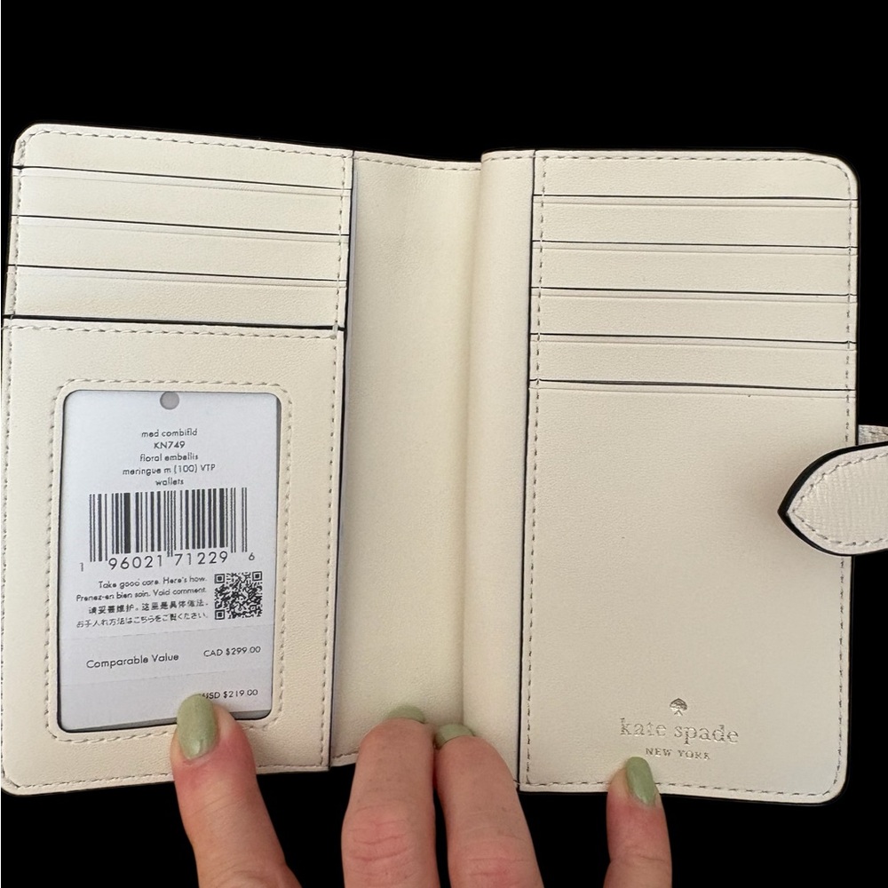 NWT Kate Spade Cream and Black Embellished Wallet - Picture 2 of 8